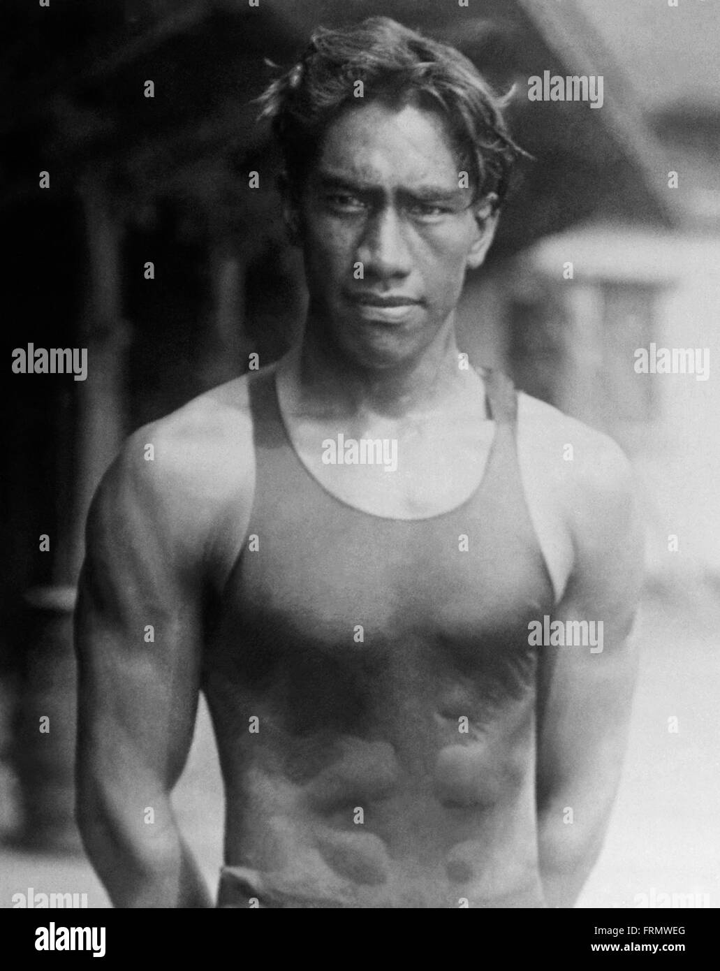 Duke Kahanamoku, der legendären "Vater des modernen Surfens" und Multi-Olympiasieger geehrt das Surfen Hall Of Fame, die Ruhmeshalle und Olympic Hall Of Fame. Stockfoto