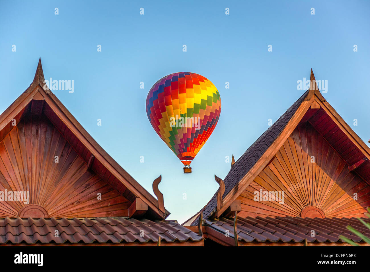 Asien. Süd-Ost-Asien. Laos. Provinz von Vang Vieng. Vang Vieng. Hot Air Balloon. Stockfoto