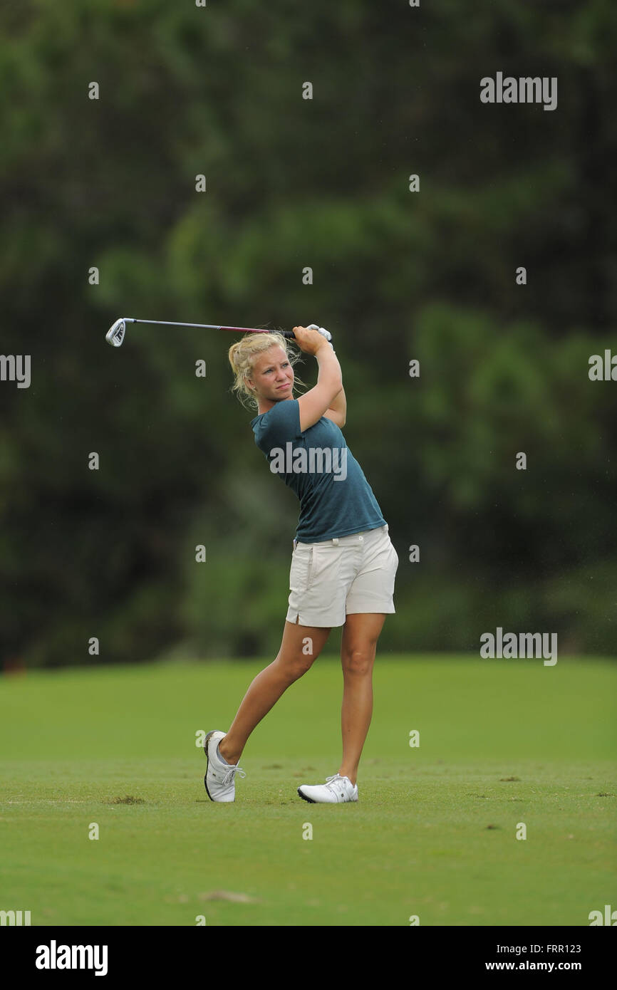 Daytona Beach, FL, USA. 27. September 2013. Caitlin McCleary in der zweiten Runde der Symetra Tour Championship LPGA International am 27. September 2013 in Daytona Beach, Florida. ZUMA Press/Scott A. Miller © Scott A. Miller/ZUMA Draht/Alamy Live-Nachrichten Stockfoto