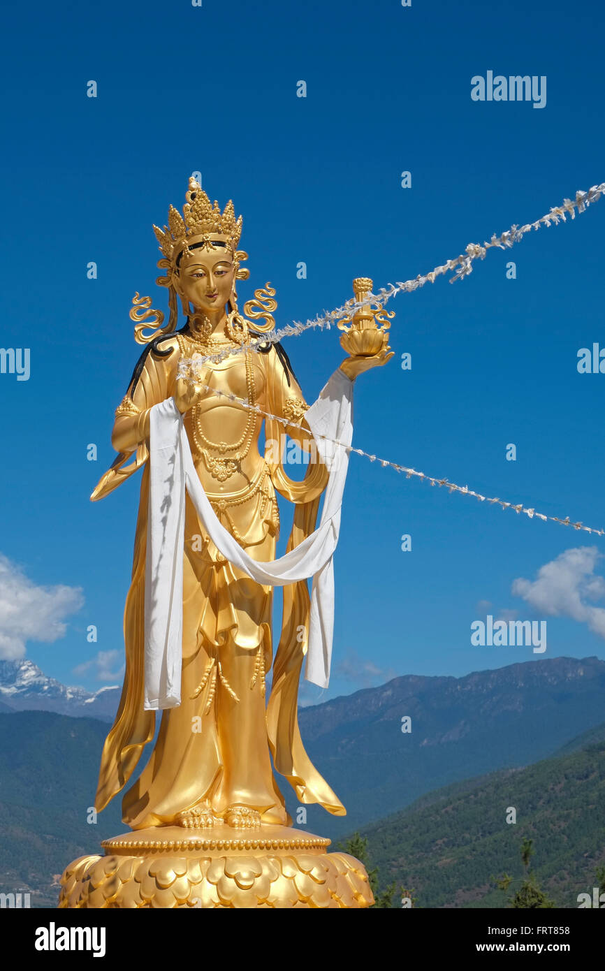 Statue einer buddhistischen Göttin auf den Buddha Dordenma Seite, Kuenselphodrang Naturpark, Thimphu, Bhutan. Stockfoto