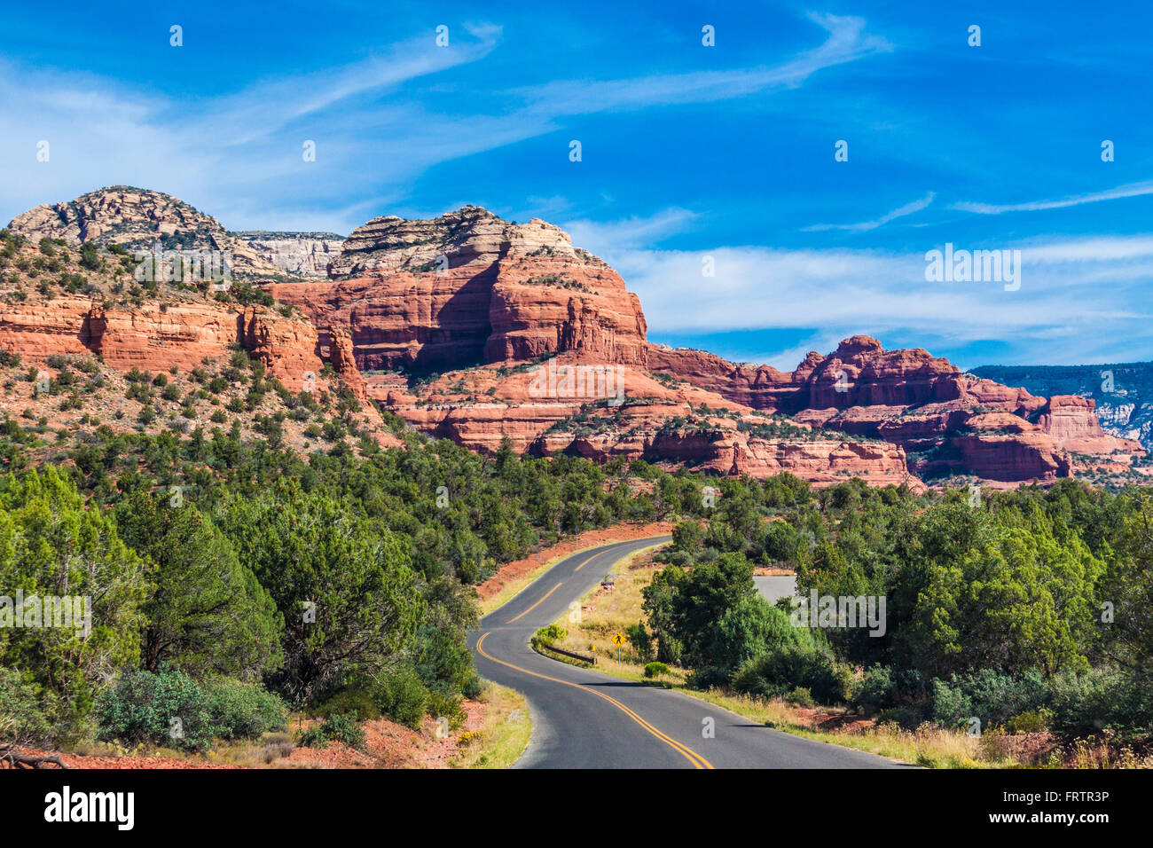 Roter Sandstein Hügel rund um Sedona, Arizona, sind eine einzigartige geologische Formation als die Schnebly Hill Formation bekannt. Stockfoto