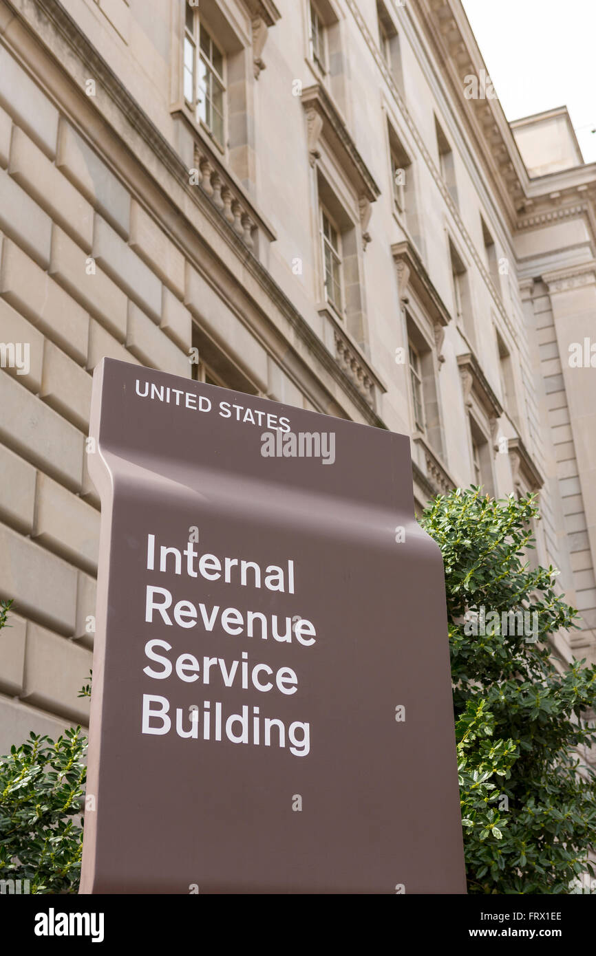 WASHINGTON, DC, USA - IRS Gebäude Zeichen. Internal Revenue Service. Stockfoto