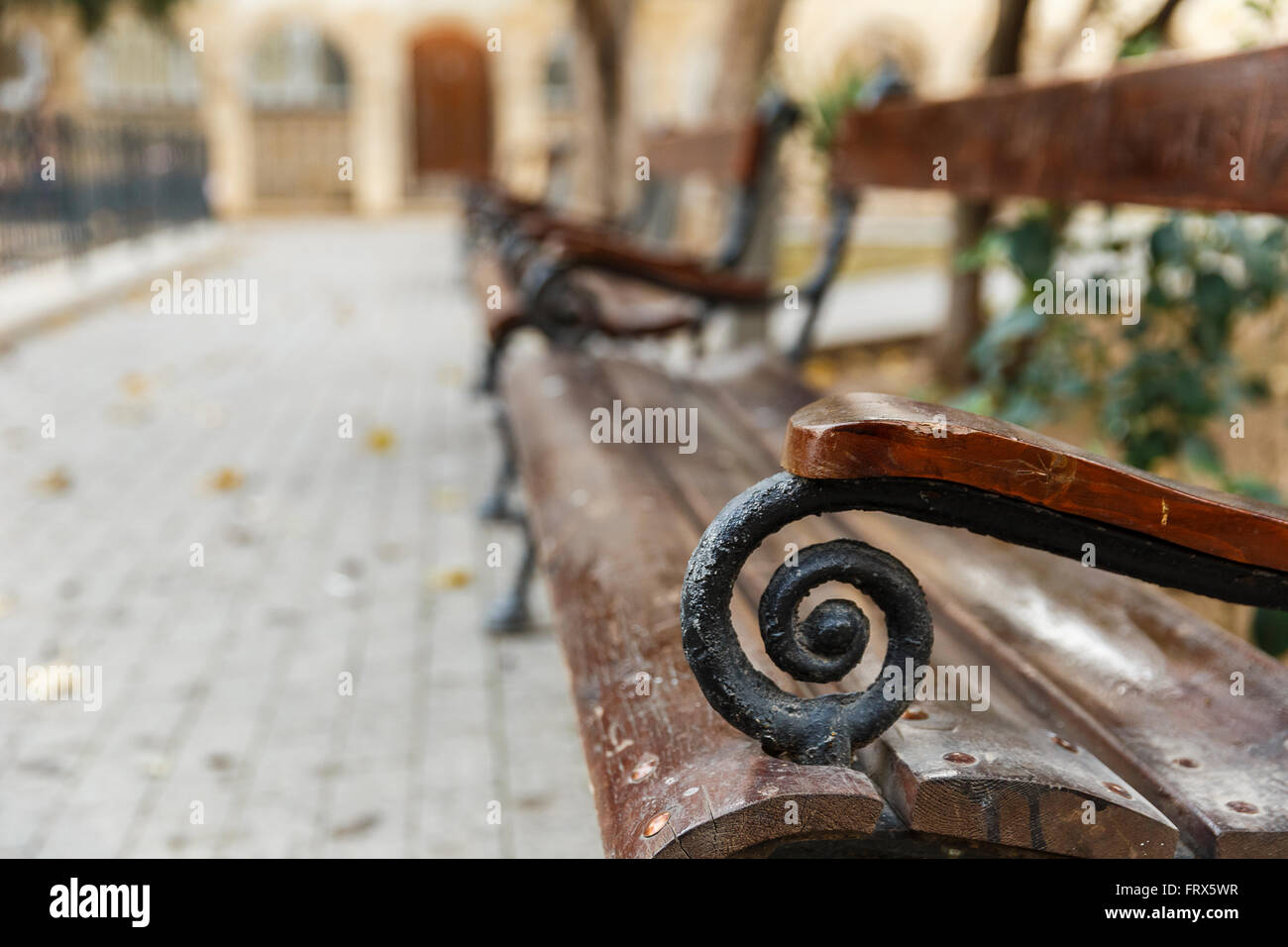 Bänke im Park. Baku.Azerbaijan.Soft Fokus Stockfoto