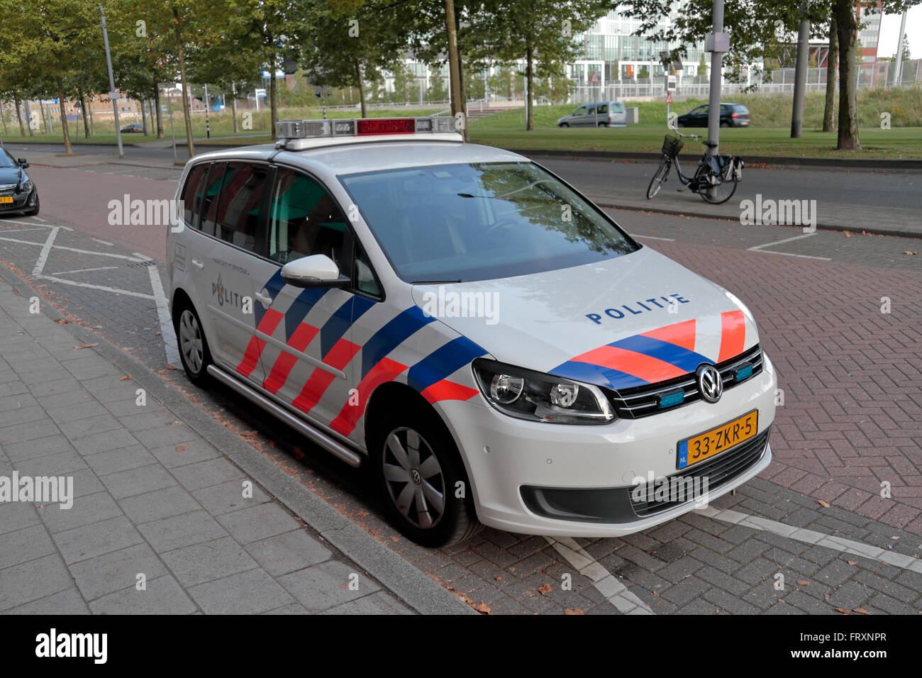 Polizei Niederlande:Armabzeichen mit National und The Netherlands