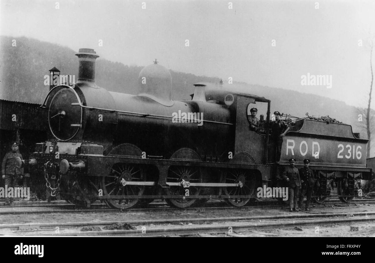 GWR Dean waren 0-6-0 Dampflok in Dieppe Docks beim servieren mit der Eisenbahn Unternehmensbereich, Royal Engineers im ersten Weltkrieg Stockfoto