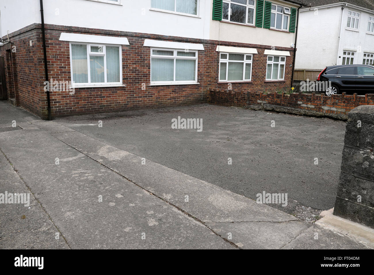 Ein Asphalt gepflasterten und Parkplatz verhindern