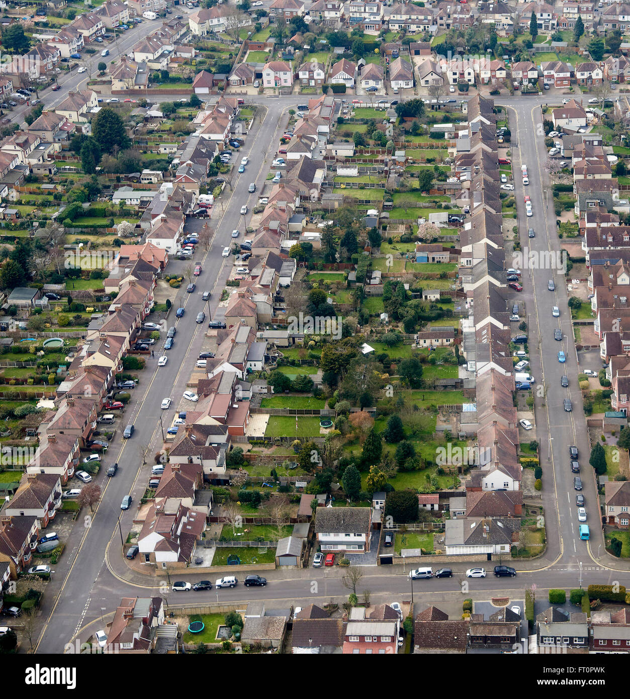 Englische Doppelhaushälfte Suburbia, aus der Luft, Romford, South East England Stockfoto