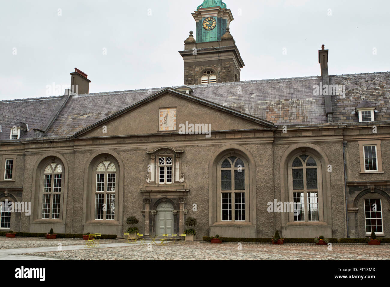 Northside und Sonne Zifferblatt des irischen Museums für moderne Kunst Imma in der ehemaligen königlichen Hospital Kilmainham Dublin Irland Stockfoto
