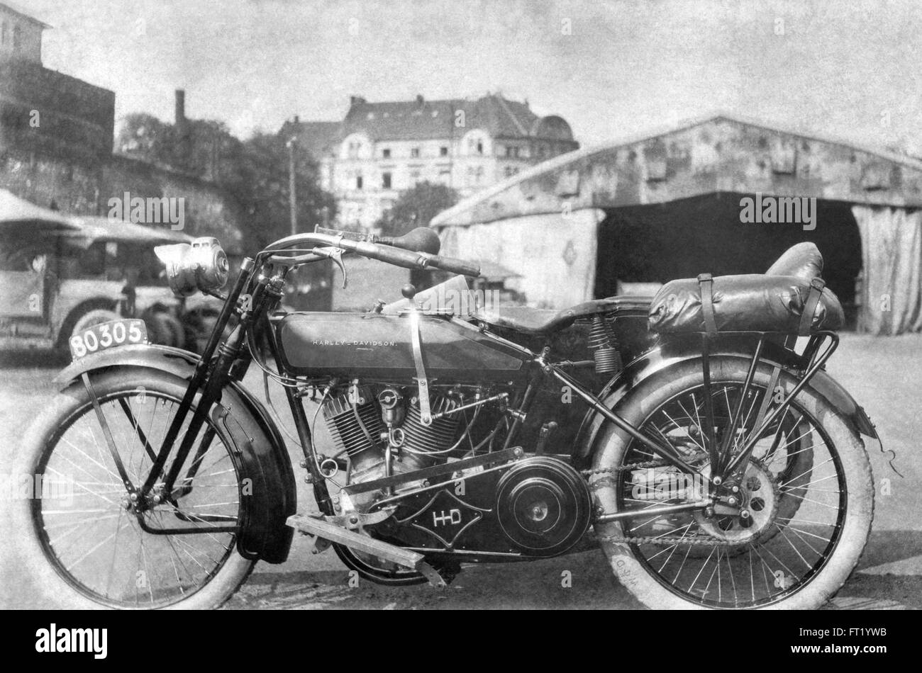 Harley-Davidson Beiwagen 1918, Frankreich. Laufen auf Extra Dunlop-Reifen Stockfoto