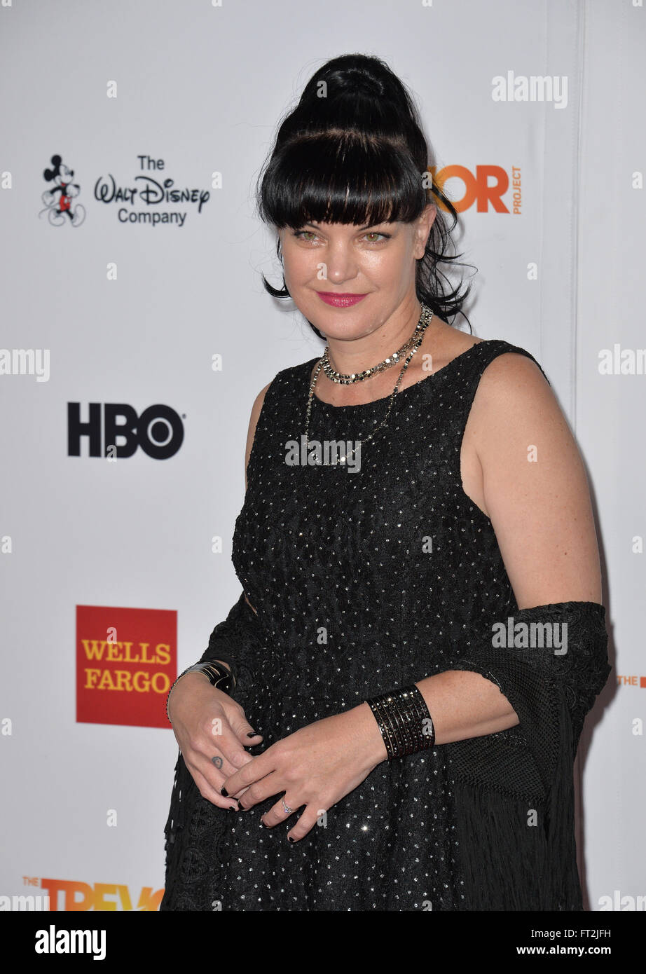 LOS ANGELES, CA - 6. Dezember 2015: Schauspielerin Pauley Perrette bei der 2015 TrevorLIVE Los Angeles Gala im Hollywood Palladium. Stockfoto