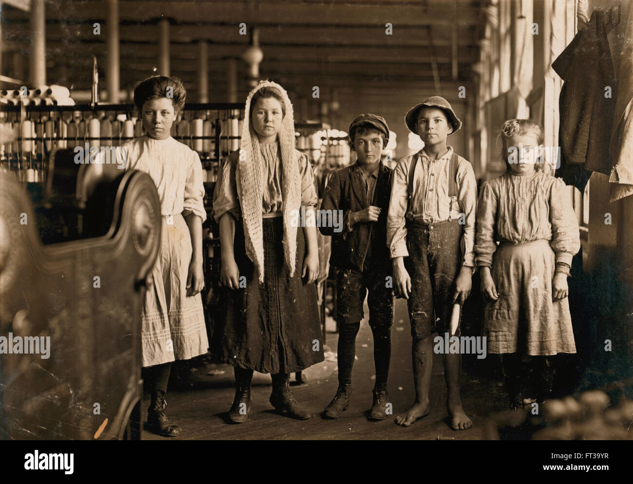 Gruppe der jungen Spinner und Wechsler an Baumwollspinnerei, Lancaster, South Carolina, USA, ca. 1908 Stockfoto