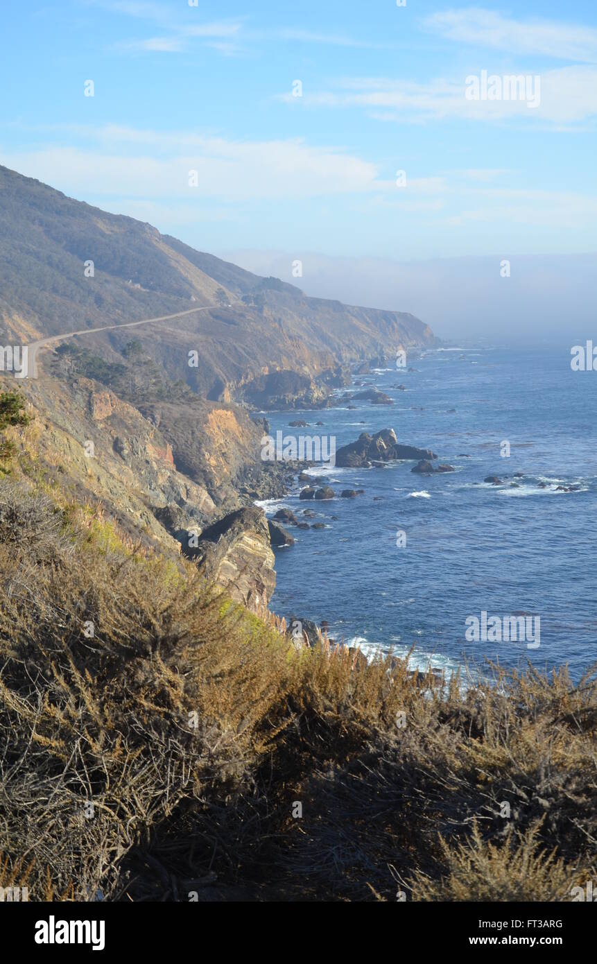 Blick von der kalifornischen Küste entlang des Pacific Coast Highway Stockfoto
