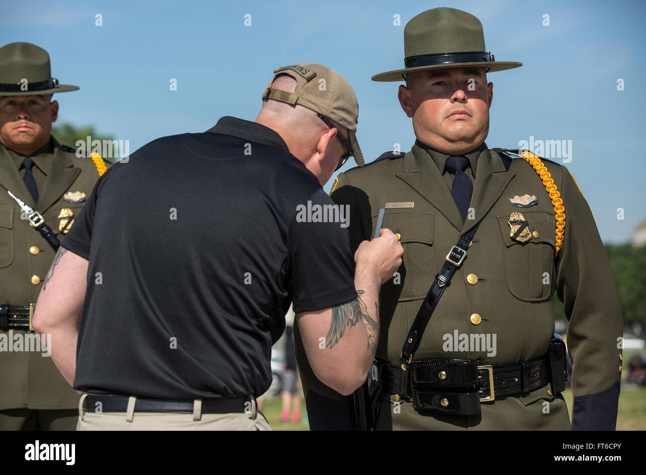 Washington, DC: Die 13. jährliche Steve junge Honor Guard Wettbewerb fand in diesem Jahr vorgestellten Border Patrol, Office of Field Operations, und das Büro von Air und Marine. Der Wettbewerb ist Teil der Polizei Woche.  Fotos von: Josh Denmark Stockfoto