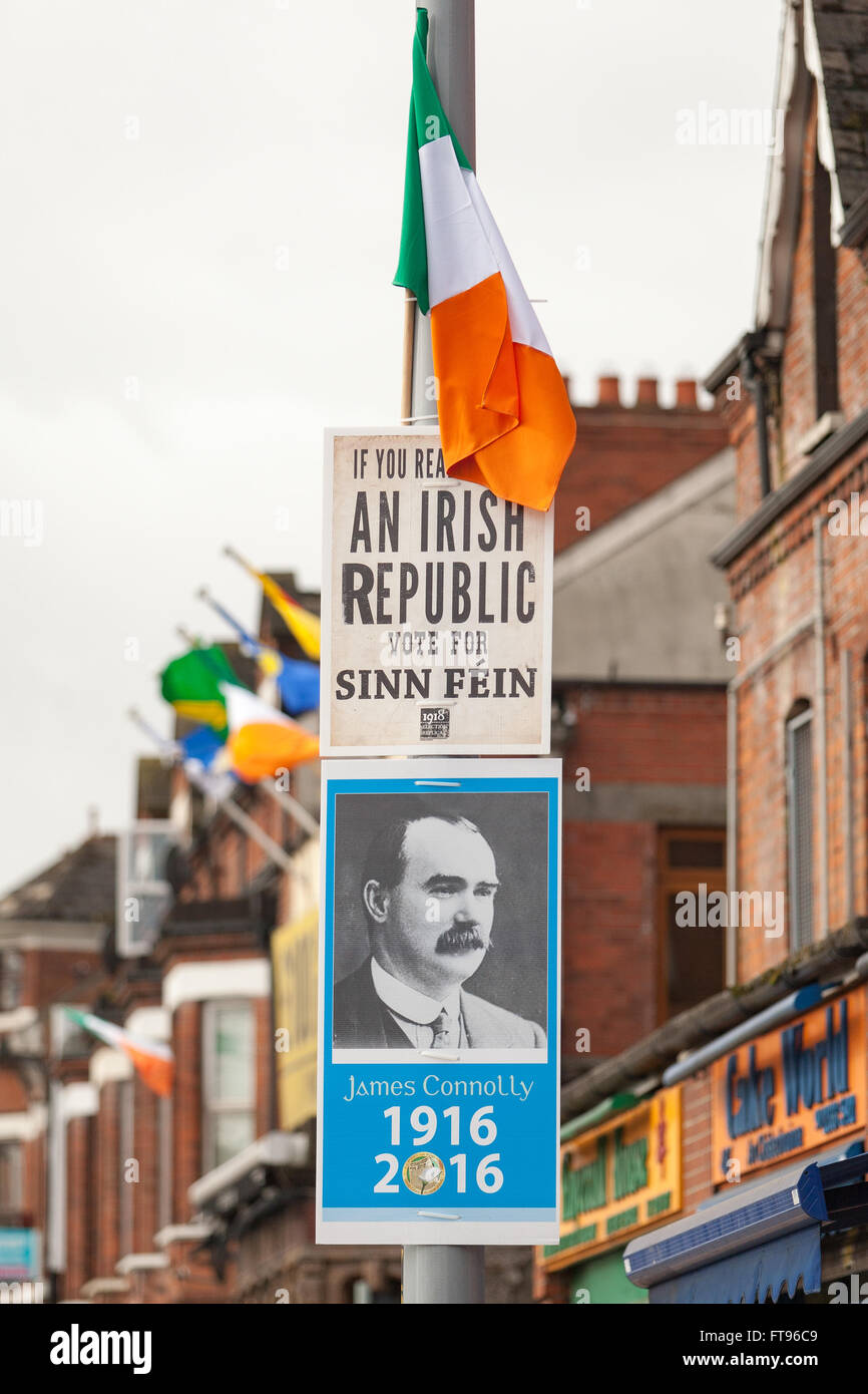 West-Belfast, Nordirland. 25. März 2016. Sinn Féin Plakate angebracht, ein Lampost in West Belfast. Vorbereitungen zum Gedenken an den 100. Jahrestag des Ostern steigen Credit: Bonzo/Alamy Live-Nachrichten Stockfoto