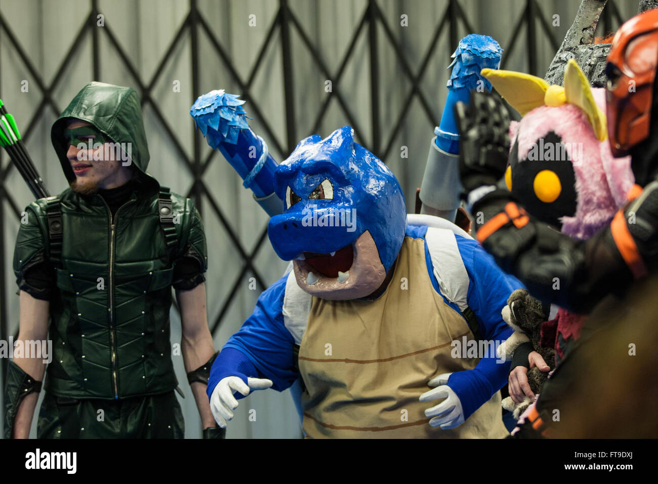 Birmingham, UK, 26. März 2016. Verschiedenen Cosplay-Zeichen bei Schlaflosigkeit 57 Credit: Steven Reh/Alamy Live News Stockfoto