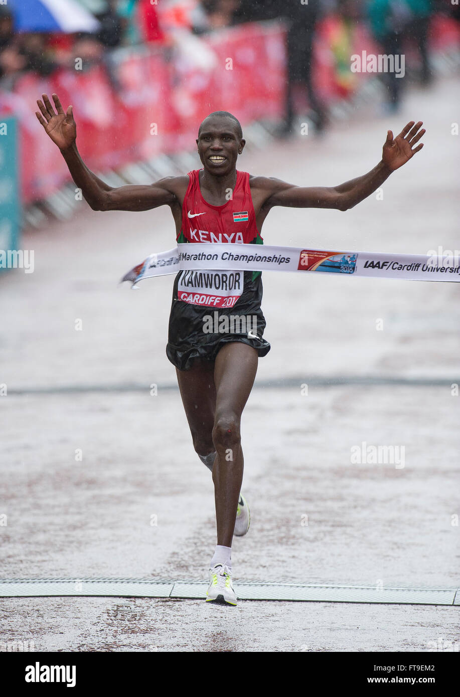 Cardiff, UK. 26. März 2016. Geoffrey Kipsang Kamworor (Kenia) Gewinner des Halbmarathons die Männer Rennen bei der IAAF / Cardiff Universität Halb Marathon Weltmeisterschaften, Cardiff UK Samstag, 26. März 2016 Credit: Gary Mitchell/Alamy Live News Stockfoto