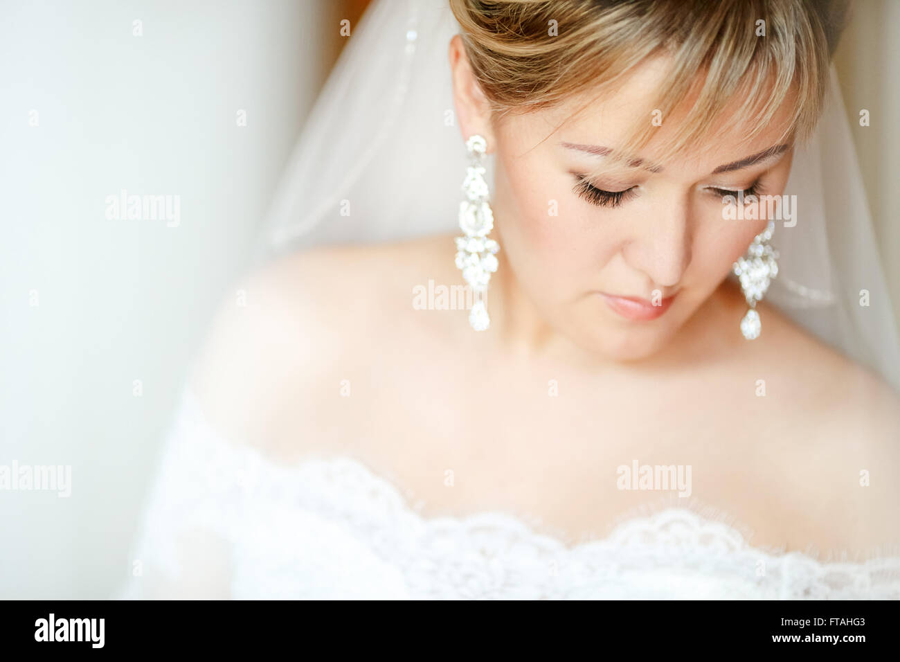 Porträt einer schönen Braut Stockfoto