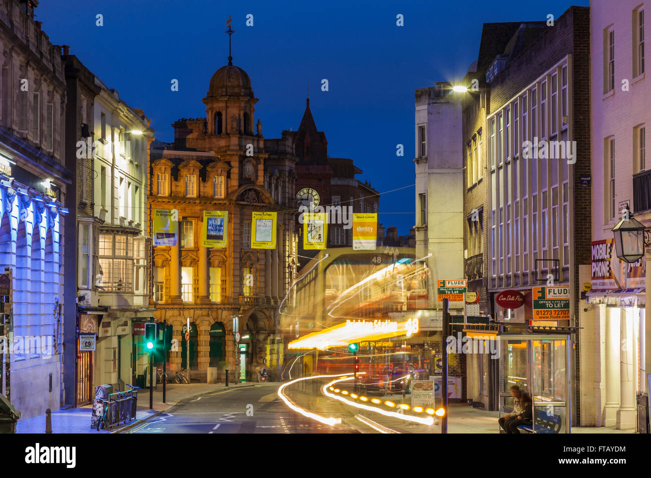 Abend im Stadtzentrum von Brighton, UK. Stockfoto