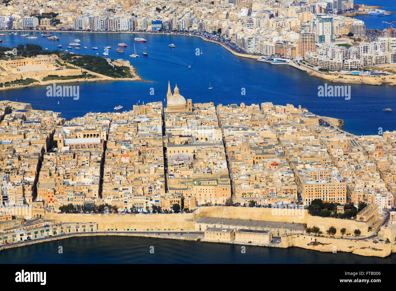 Luftaufnahme über Floriana, Valletta, Malta Stockfoto