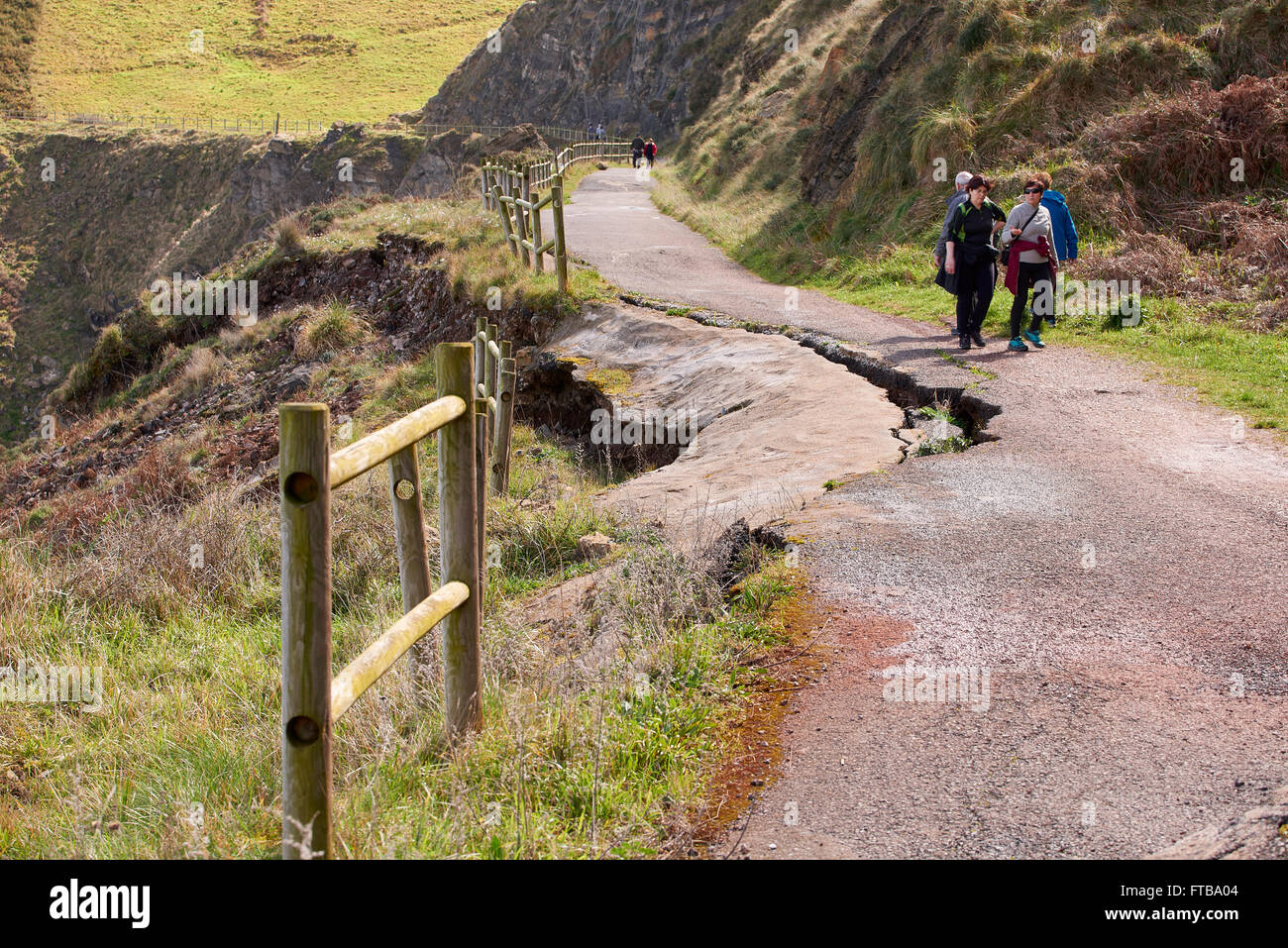 Weg zu Fuß von Onton zu Muskiz in der Grenze zwischen Kantabrien und Baskenland Stockfoto