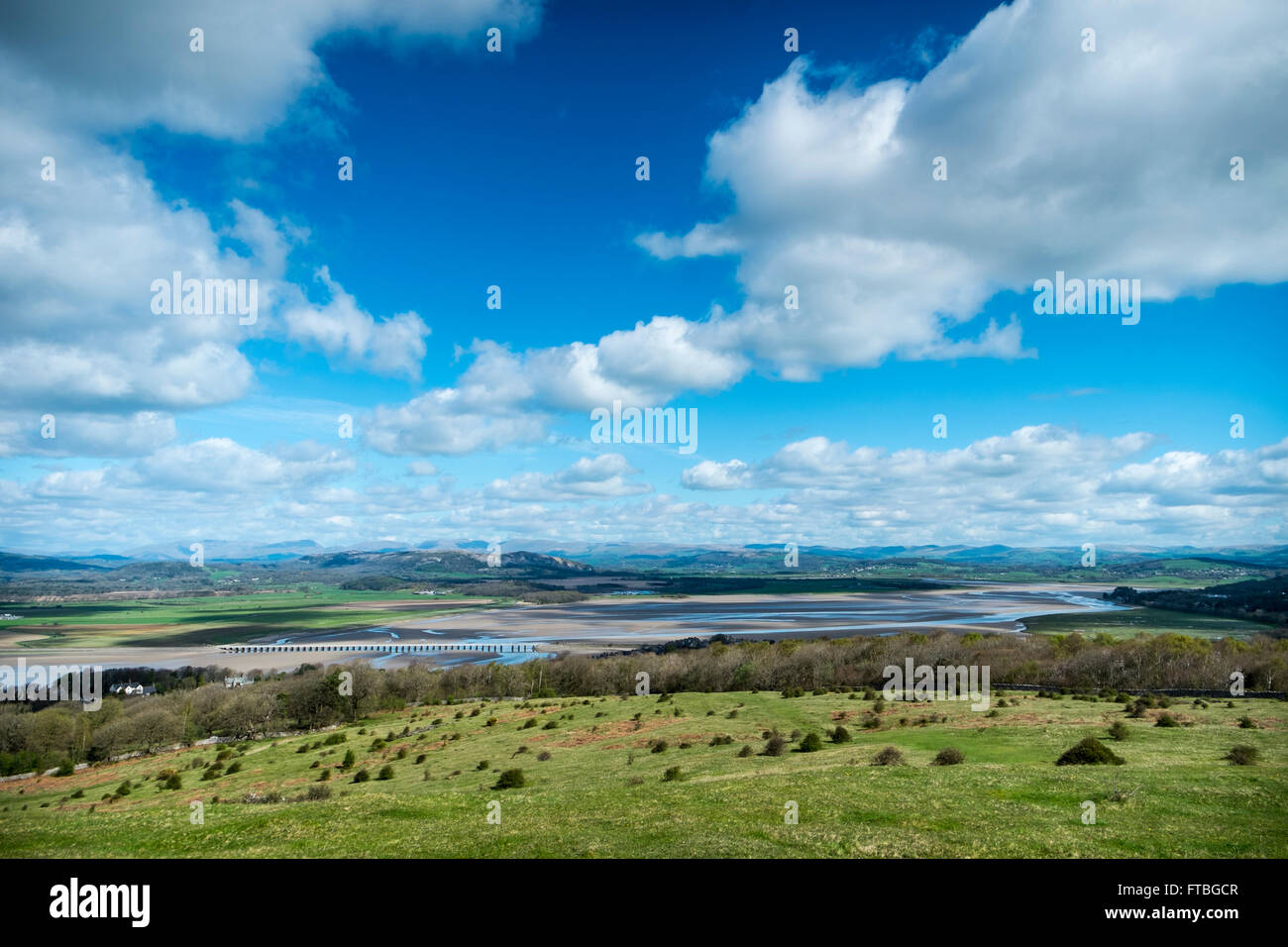 Blick vom Arnside Knott über Viadukt, Silverdale, Lancashire Stockfoto