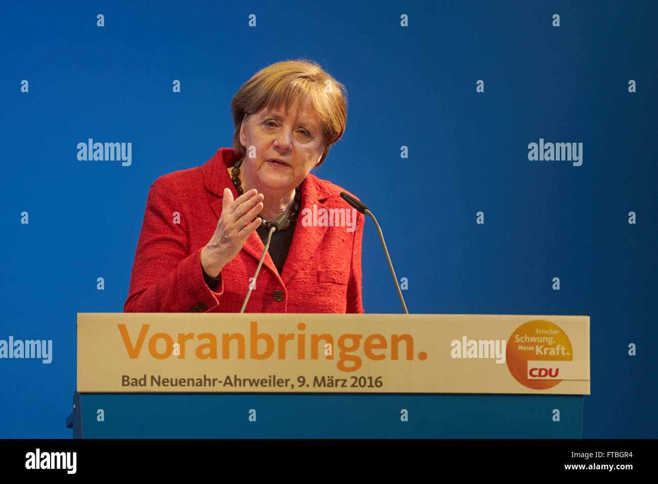 Bundeskanzlerin Angela Merkel bei einer Kommunalwahl Kampagne Kundgebung in Bad Neuenahr, Rheinland-Pfalz, Deutschland Stockfoto
