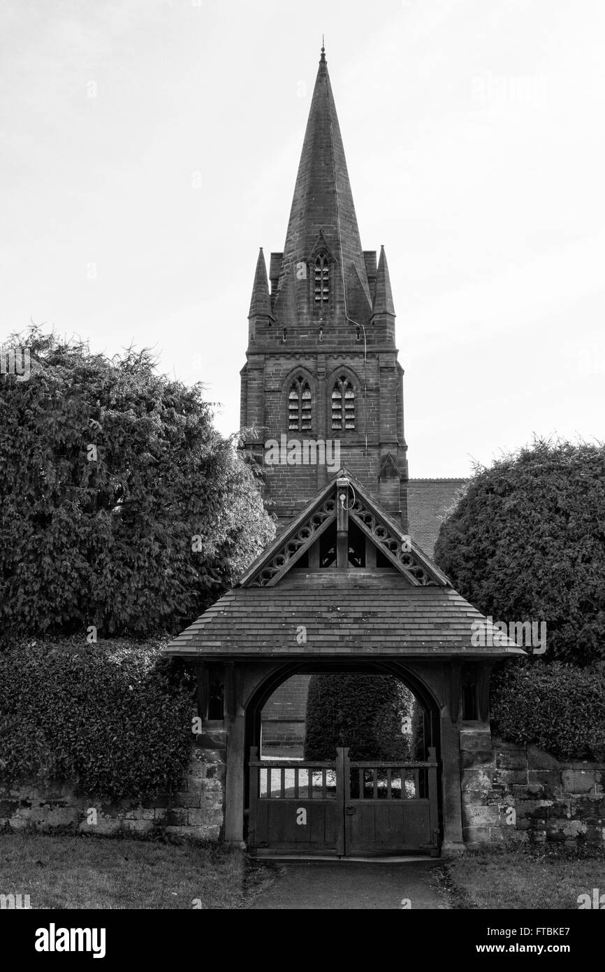 St.-Bartholomäus Kirche ist im Dorf von Thurstaston, Wirral, Merseyside, England. Es ist eine aktive anglikanische Pfarrkirche Stockfoto