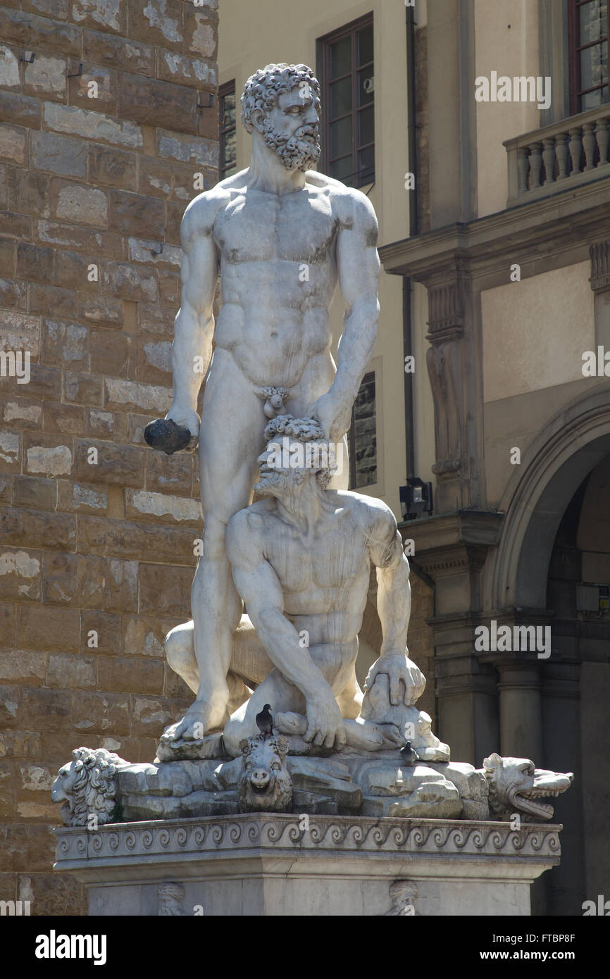 Herkules und Grab Skulptur von Baccio Bandinelli, Piazza della Signoria, Florenz, Italien. Stockfoto