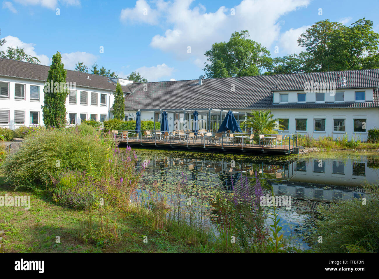 Deutschland, Köln, Max-Planck-Instituts Für Pflanzenzüchtungsforschung, Gästehaus Und Kantine Stockfoto