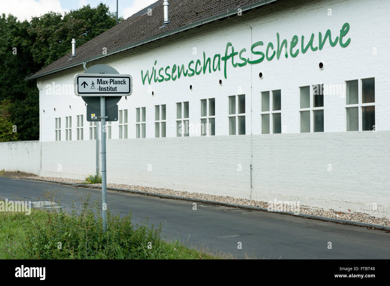 Deutschland, Köln, Max-Planck-Institut Für Pflanzenzüchtungsforschung, Gutshof der Wissenschaftsscheune WiS Stockfoto