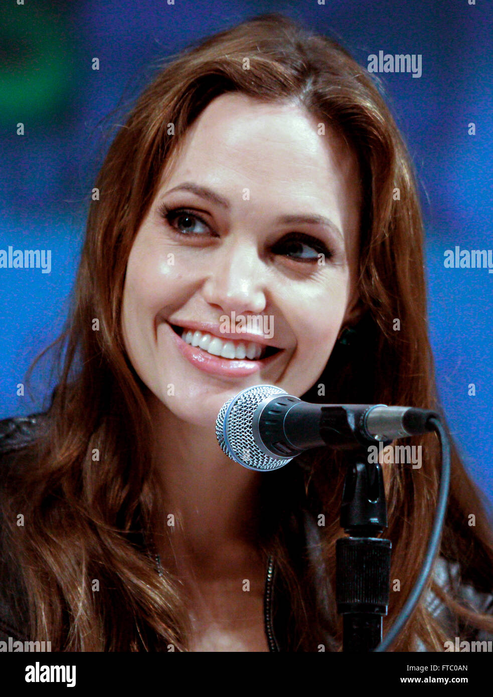 Schauspielerin Angelina Jolie Pitt bespricht ihr Film Salz während der 2010 San Diego Comic Con 22. Juli 2010 in San Diego, Kalifornien. Stockfoto