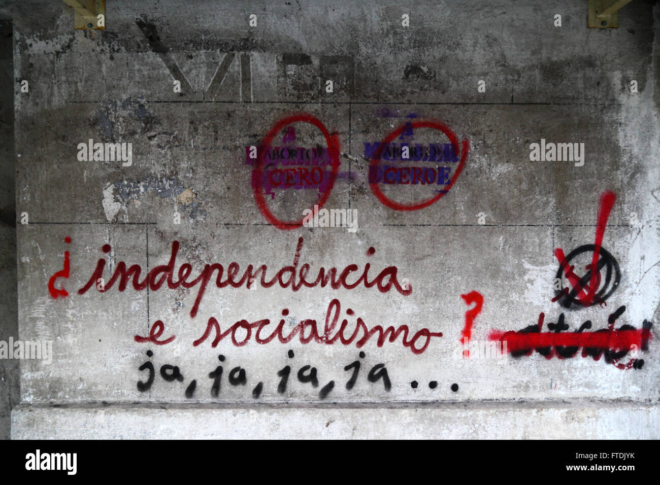 Graffiti für strengere Gesetze gegen die Abtreibung auf Wand, Vigo, Galizien, Spanien Stockfoto