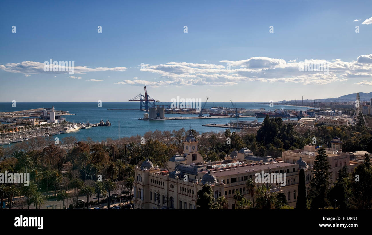 Blick auf Hafen von Málaga, Andalusien, Spanien Stockfoto