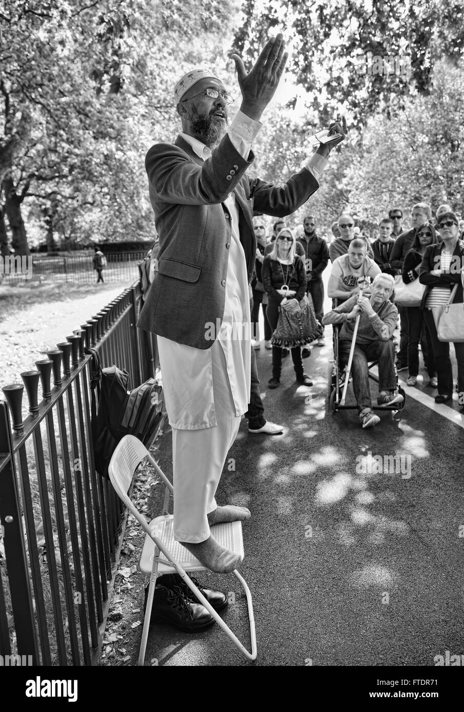 Ein muslimischer Mann Predigt bei Speakers Corner in London Stockfoto