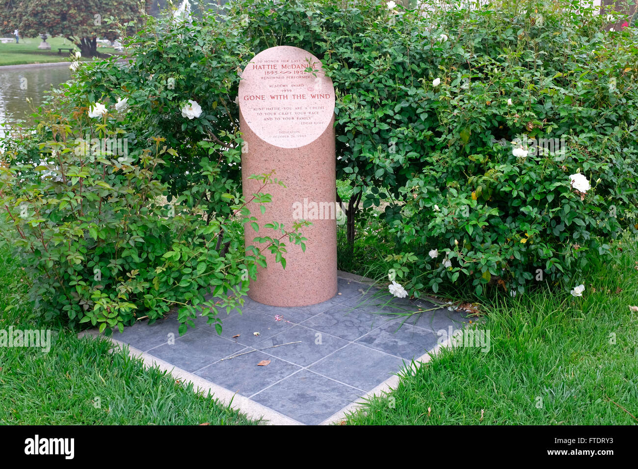 Denkmal für Hattie McDaniel in Hollywood Forever Cemetery Stockfoto