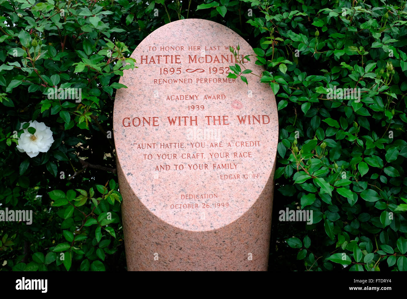 Denkmal für Hattie McDaniel in Hollywood Forever Cemetery Stockfoto