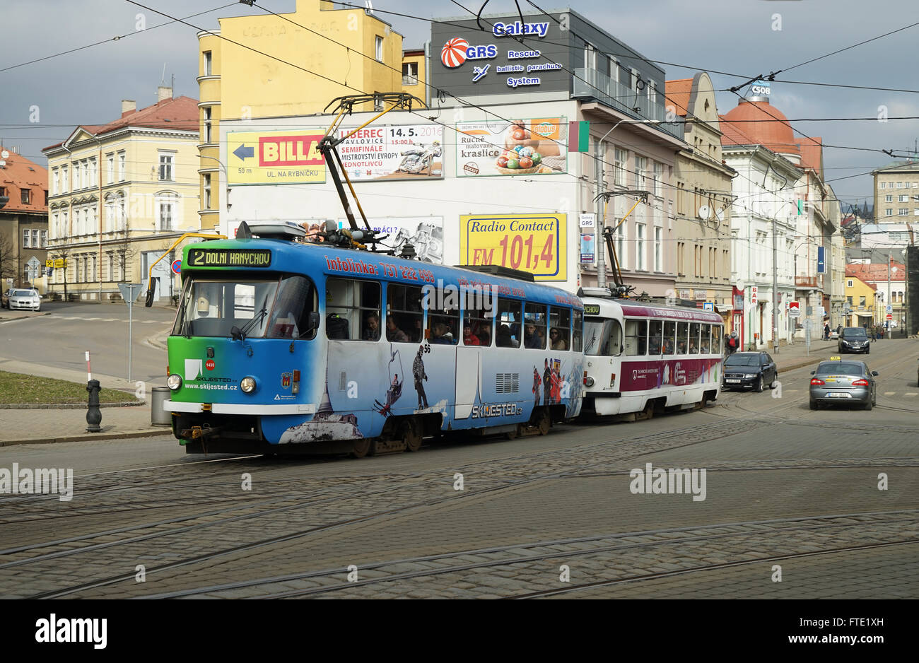 Tatra T3 Straßenbahnen am Rybníček, Liberec, Tschechische Republik -1 Stockfoto