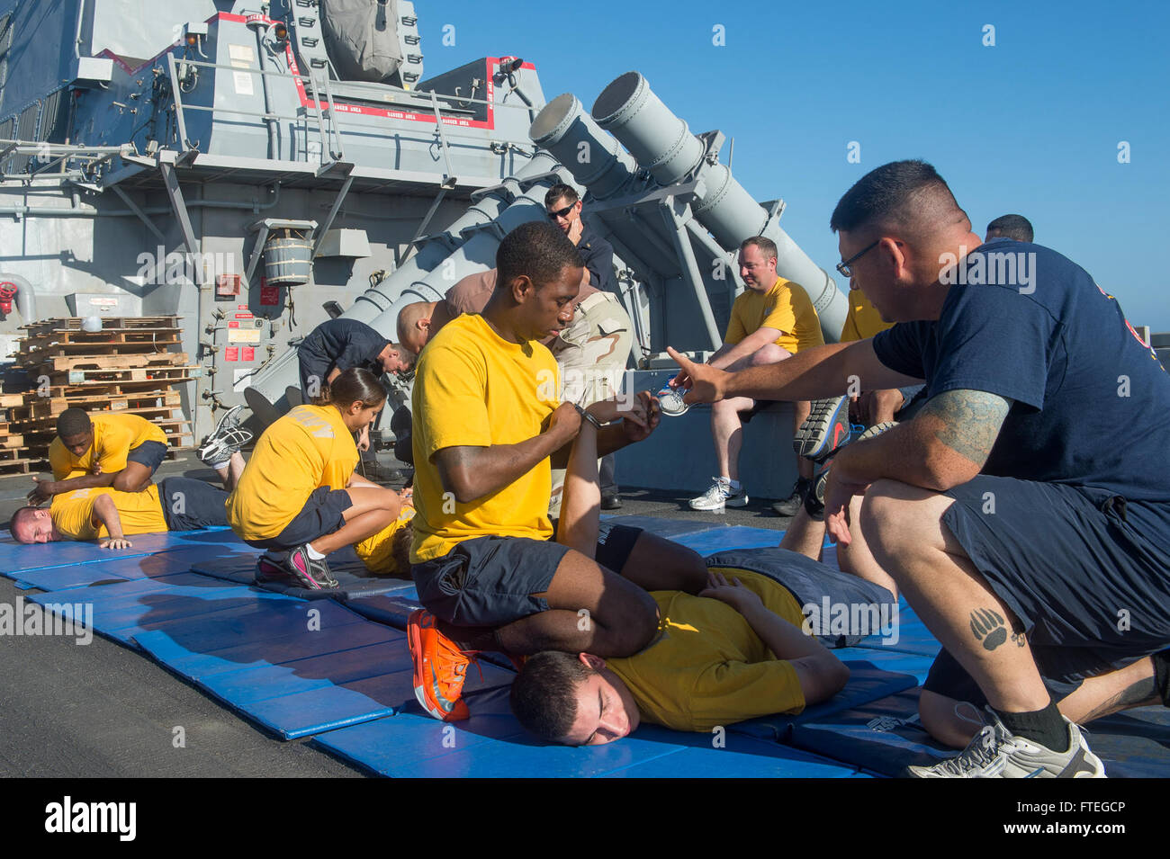 Eine Darstellung einer typischen Szene im Stilleben oder der historischen Kunst, die sich auf gemeinsame Objekte oder Umgebungen konzentriert und oft die Einfachheit des täglichen Lebens oder der Natur unterstreicht. Stockfoto
