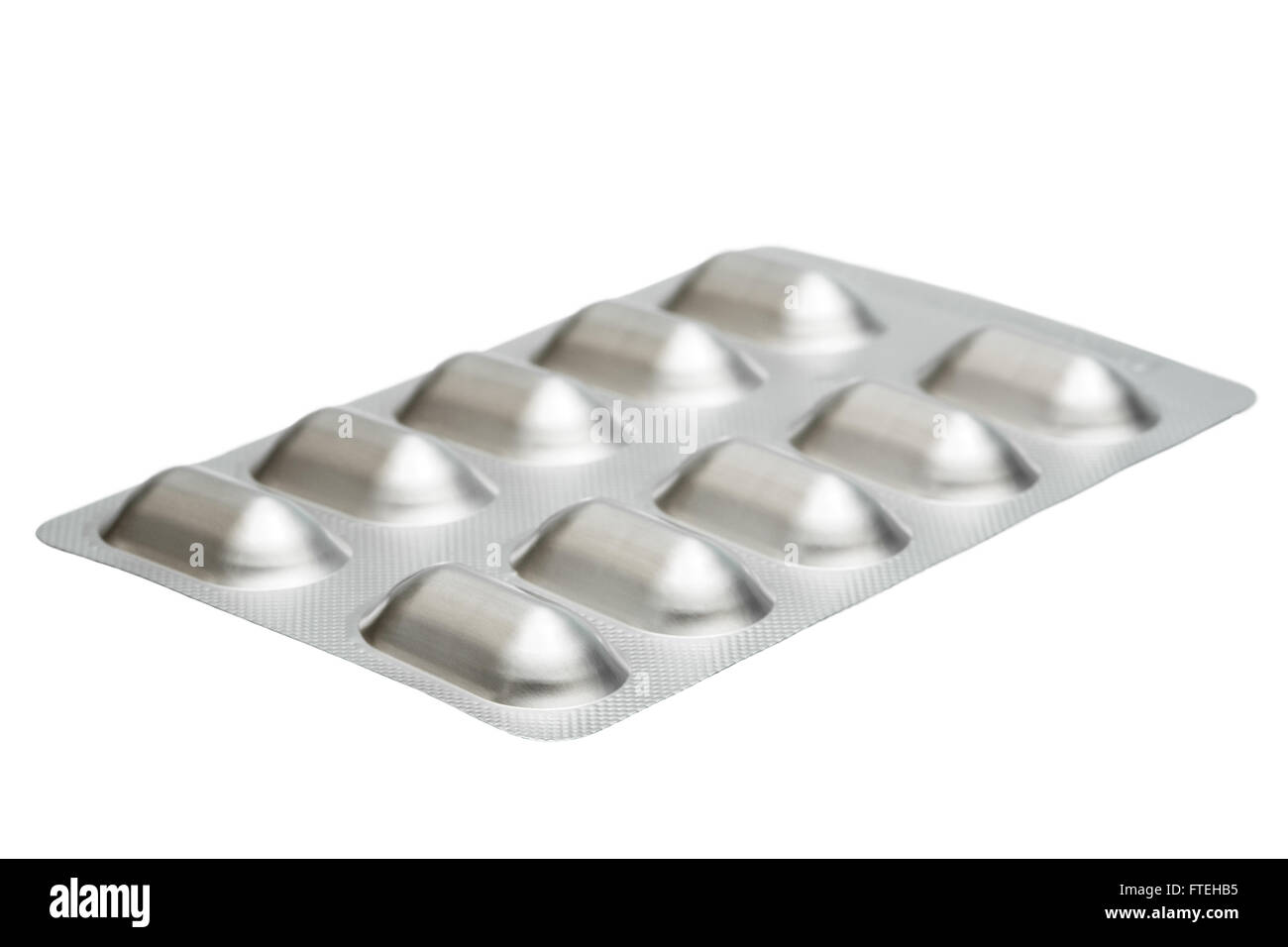 Verpackung der modernen Tabletten auf weißem Hintergrund Stockfoto