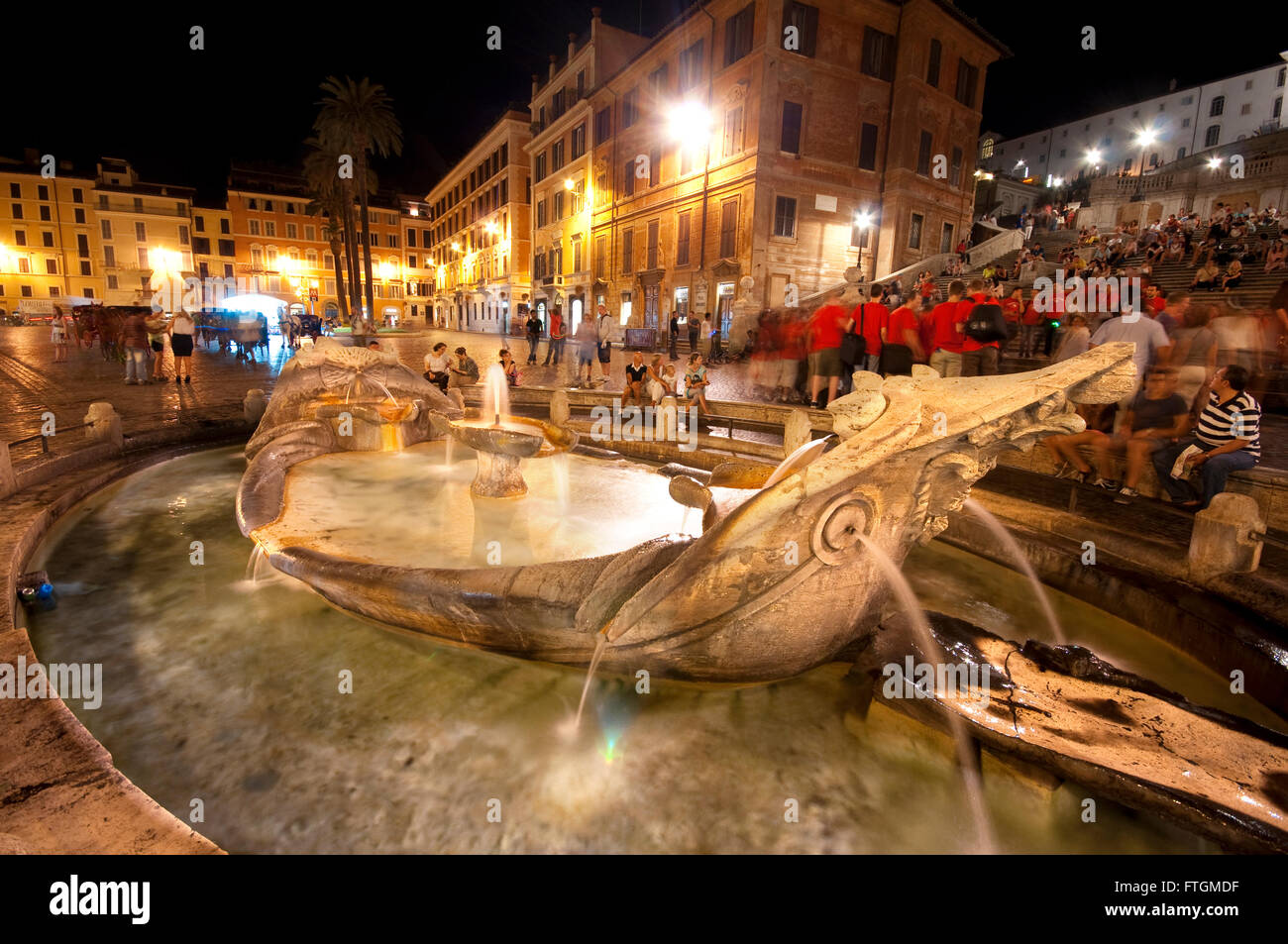 Italien, Latium, Rom, Piazza di Spagna Square Brunnen Fontana della Barcaccia, von Pietro Bernini Stockfoto