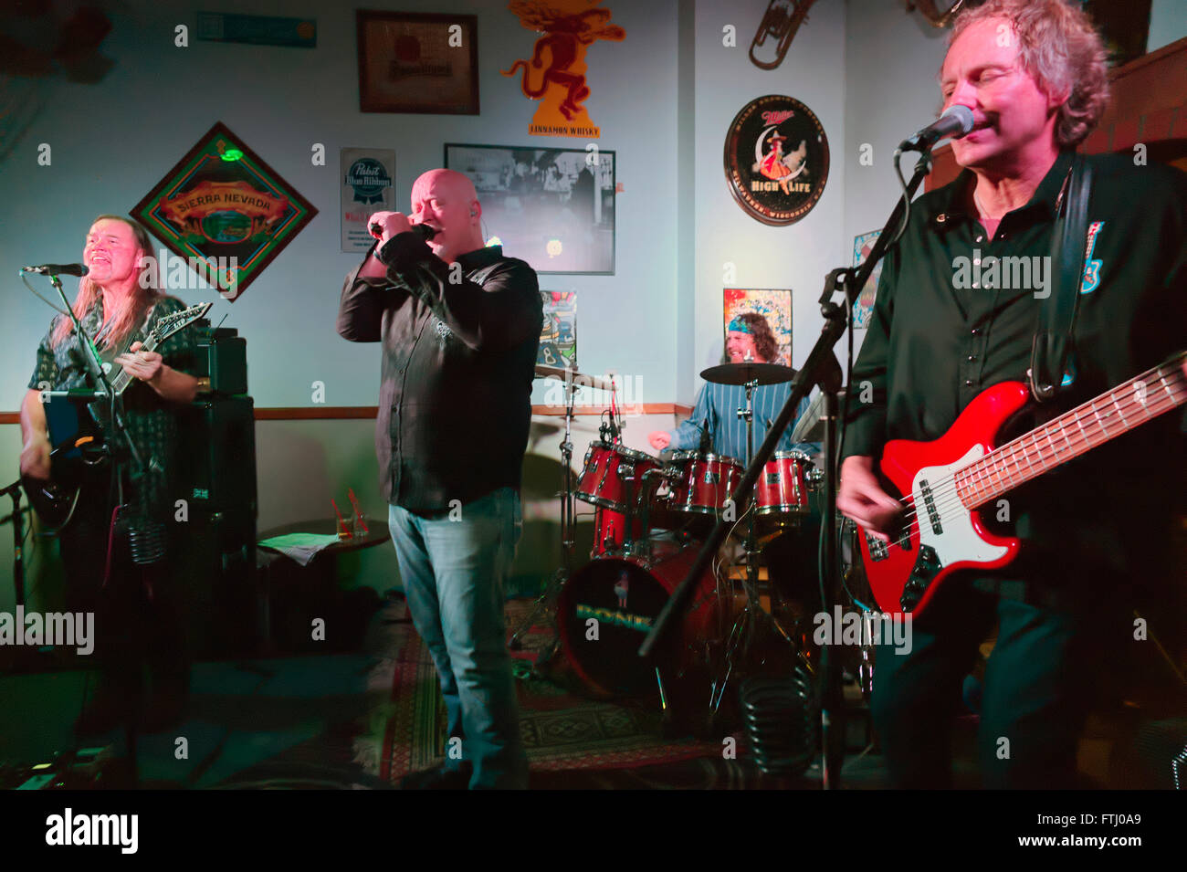 & Rock'n'Roll band Hairitage Musik in der Taverne Victoria; Salida; Colorado; USA Stockfoto