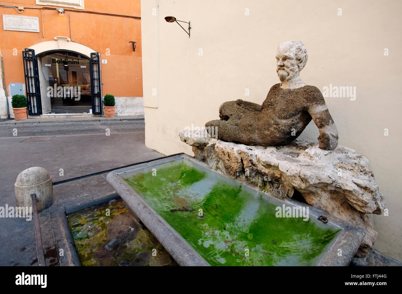 Italien, Latium, Rom, Via del Babbuino, römische Statue des Silen, La Fontana del 'Babuino"eins der sprechenden Statuen Roms Stockfoto