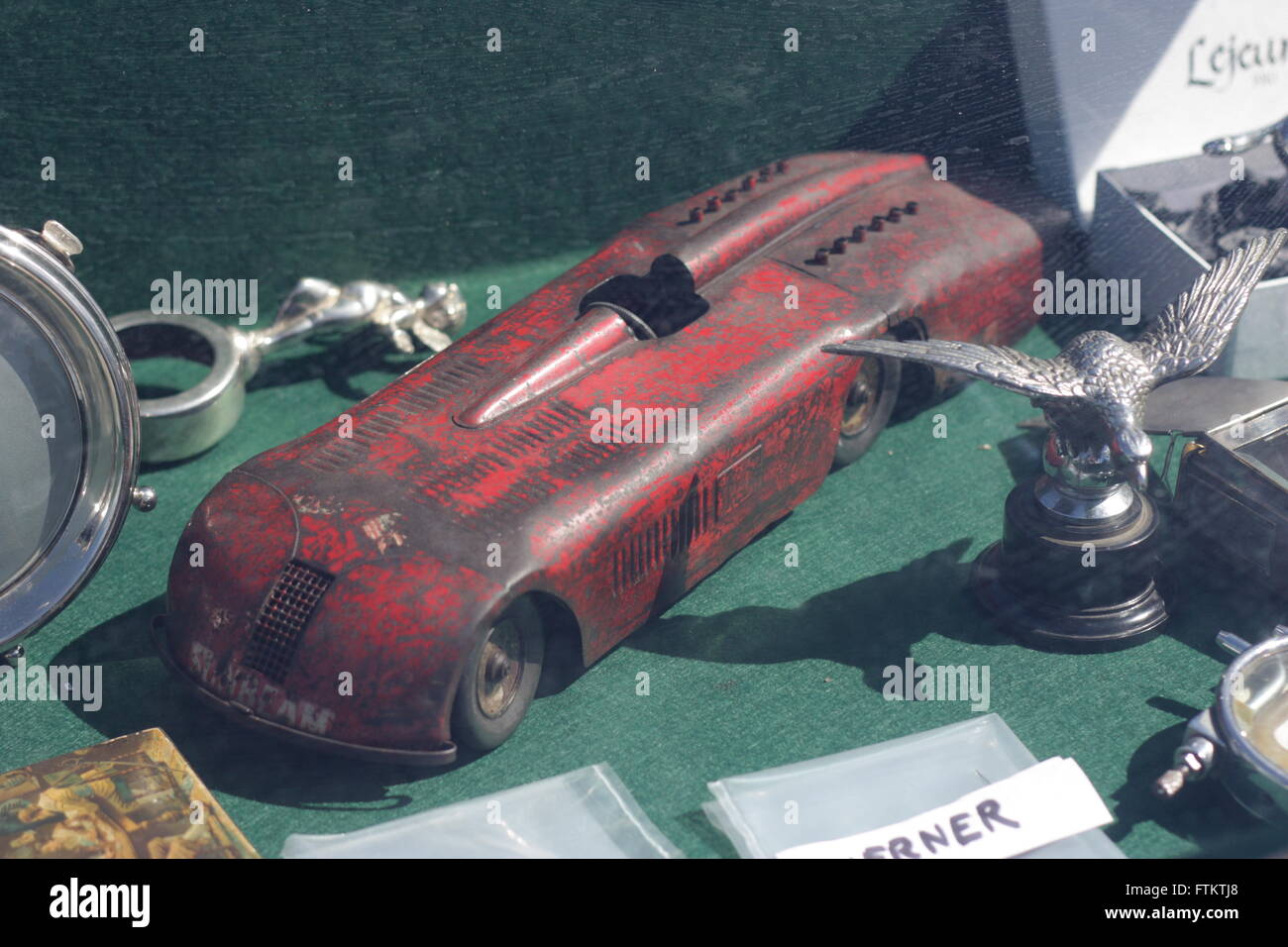 Sunbeam Weissblech Spielzeug Racer in Beaulieu Autojumble Stockfoto
