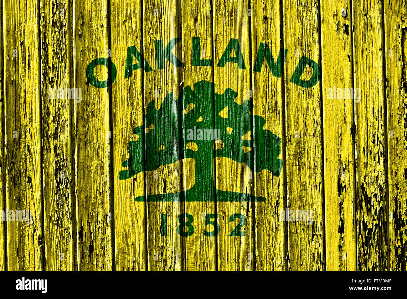 Flagge von Oakland bemalt auf Holzrahmen Stockfoto