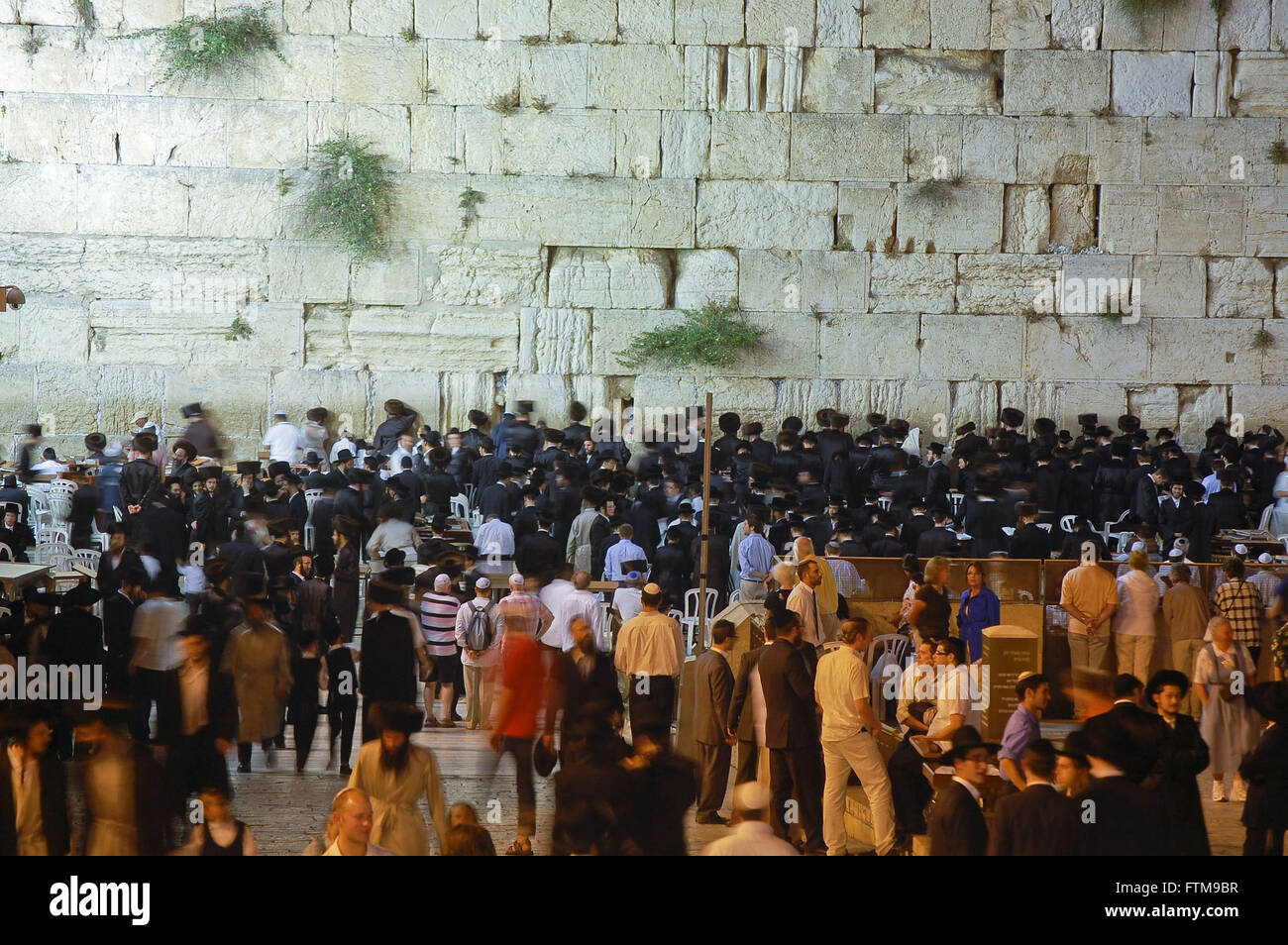 Klagemauer, heilige Stätte für die Juden, während der Sabbat Stockfoto
