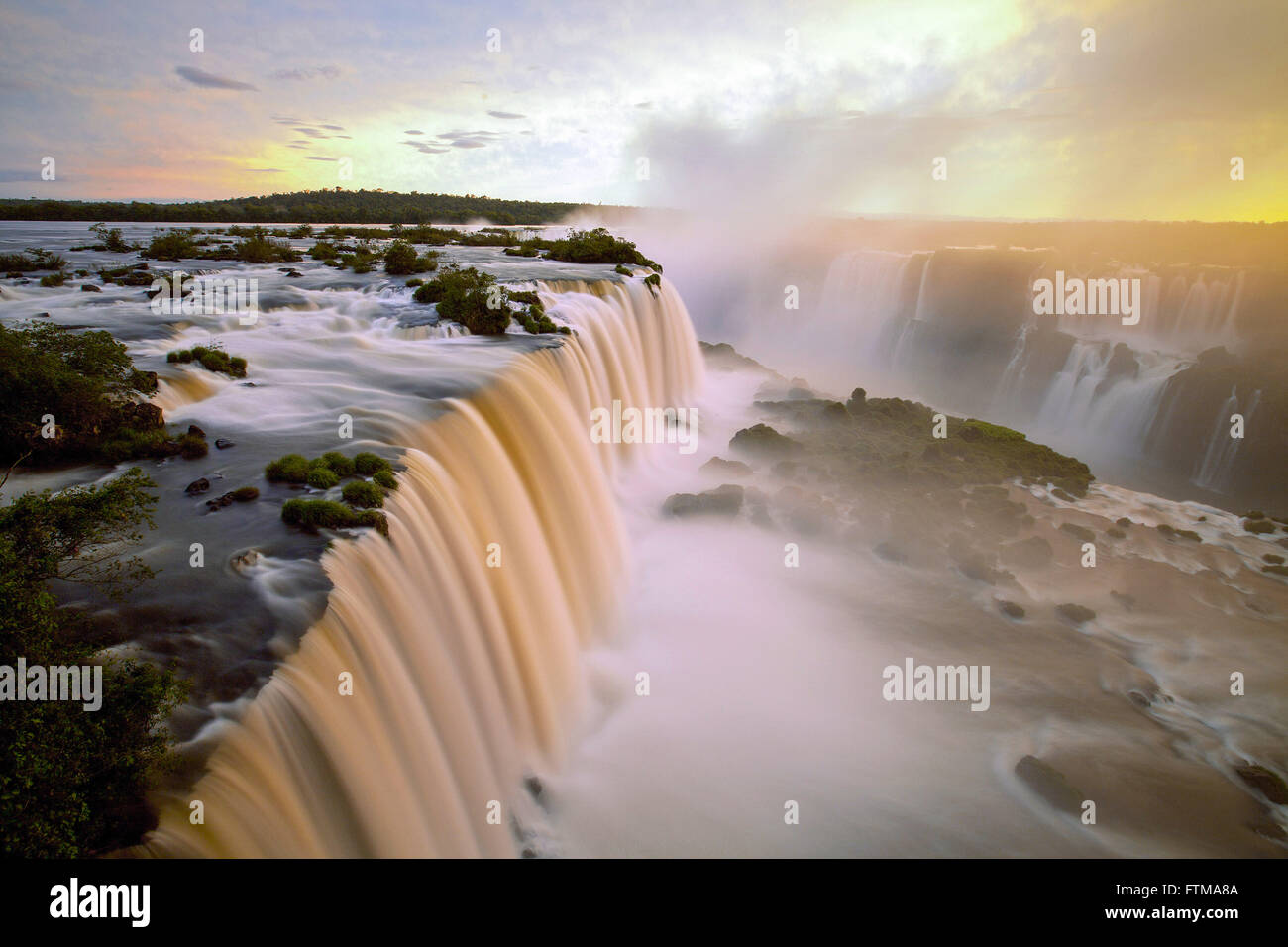 Entardecer Nas Cataratas do Iguaçu - Salto Floriano Stockfoto