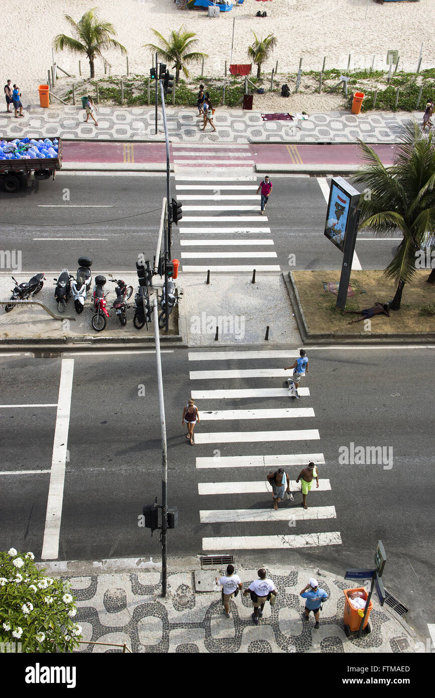 Vista de Cima de Travessia de Pedestres Na Avenida Vieira Souto Em Ipanema - Zona Sul Stockfoto