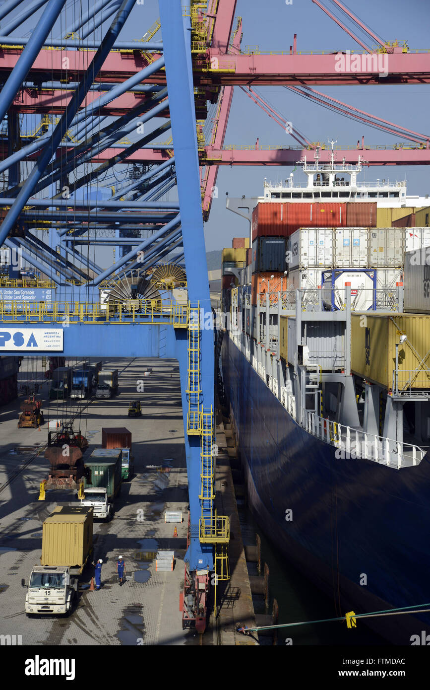 Container LKW versandfertig Verladeterminals in Santos Brasilien entzogen Stockfoto