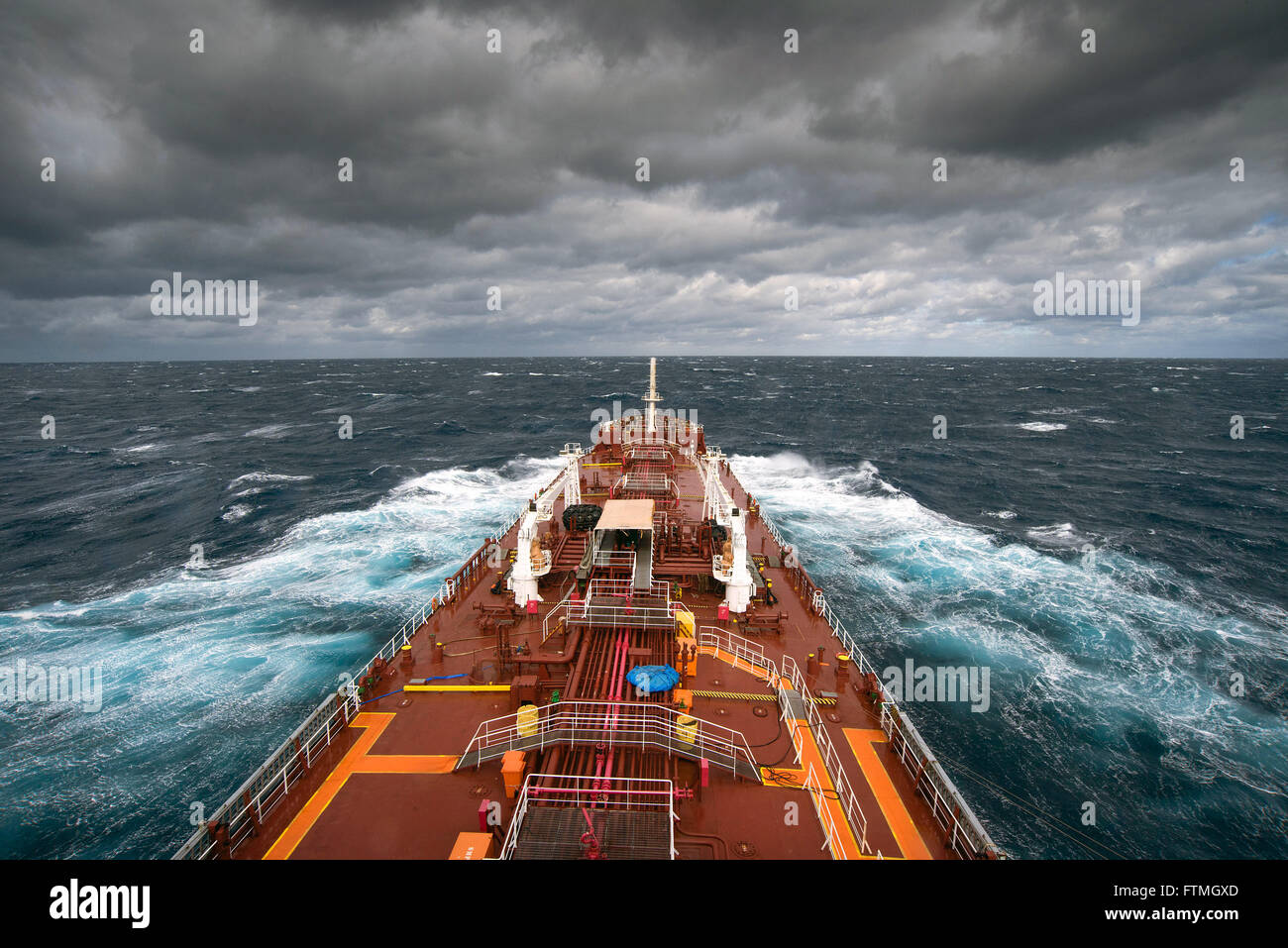 Maisa Schiff vor schlechtem Wetter vor der Küste von Rio Grande do Sul Stockfoto