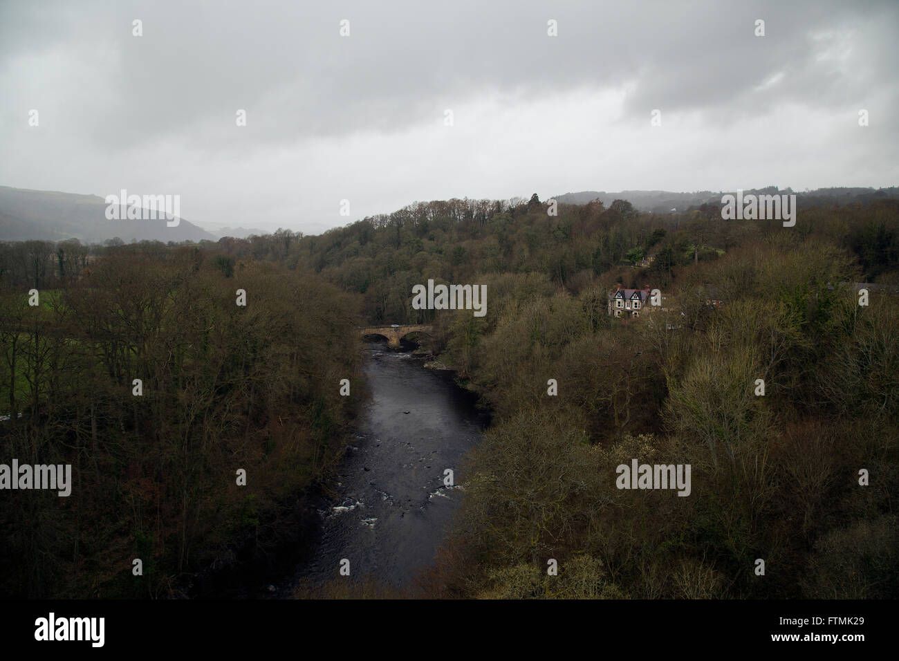 Pontcysyllte Aquädukt in Nord-Wales im frühen Frühjahr Stockfoto
